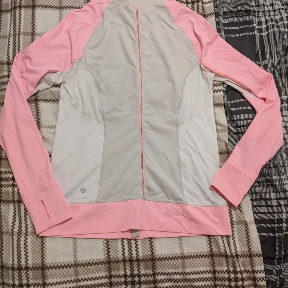 Lululemon " beach runner"pink and grey jacket - Picture 2 of 4